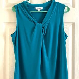 Office style sleeveless blouse